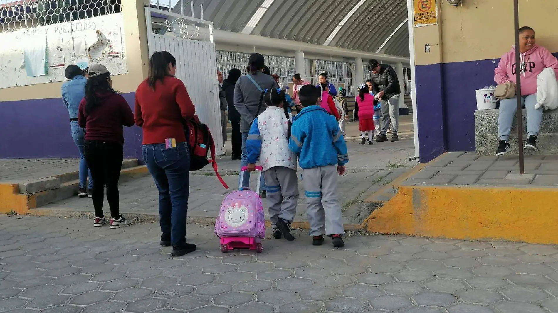 alumnos escuela regreso a clases horario de verano (2)